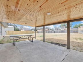 514 Sara DR, Round Rock TX 78664