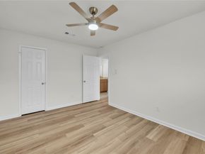 514 Sara DR, Round Rock TX 78664