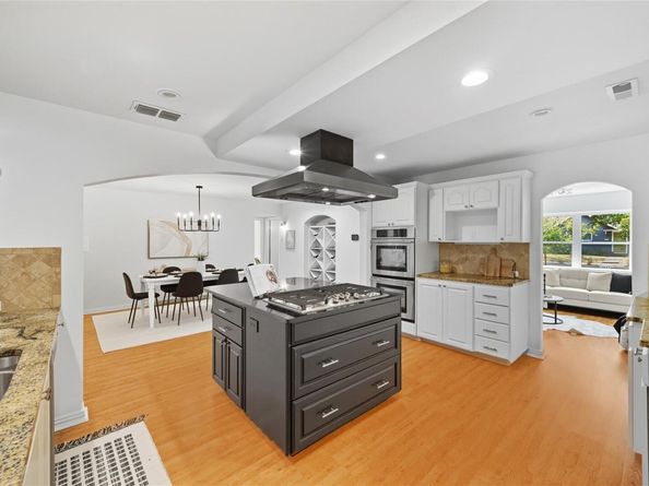 6701 Lexington RD, Austin TX 78757