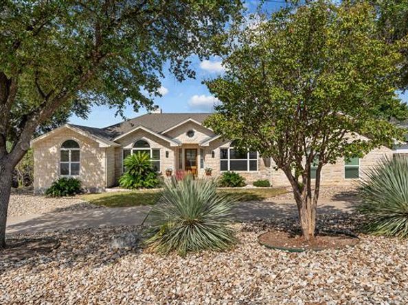 4096 Outpost TRCE, Lago Vista TX 78645