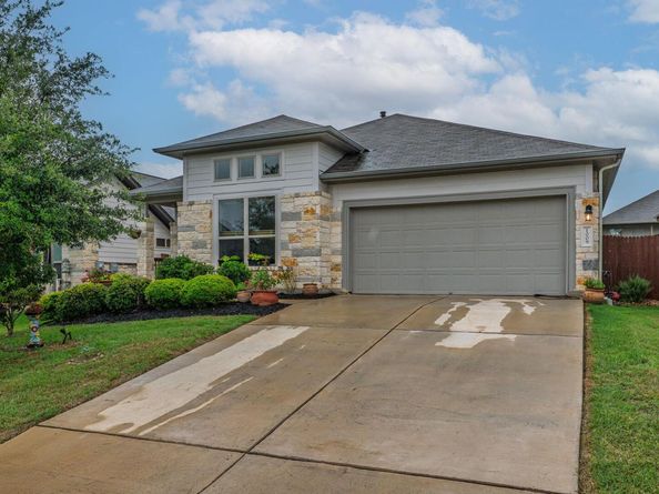 1009 Goldilocks LN, Manchaca TX 78652
