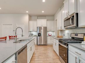 1009 Goldilocks LN, Manchaca TX 78652