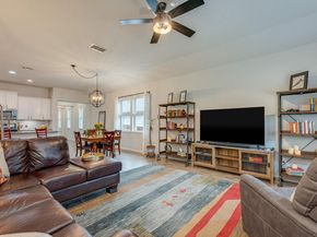 1009 Goldilocks LN, Manchaca TX 78652