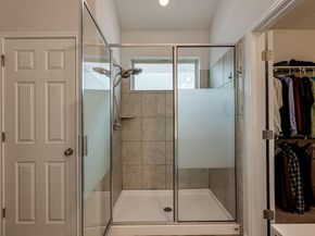 1009 Goldilocks LN, Manchaca TX 78652