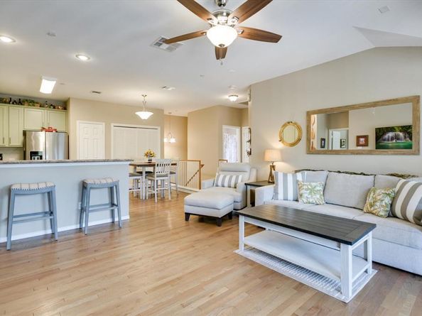 9201 Brodie LN 1501, Austin TX 78748