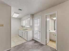 8400 Jamestown DR 406, Austin TX 78758