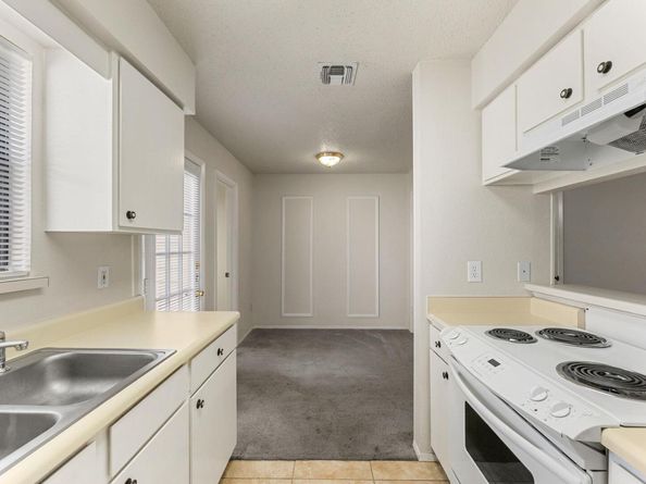 8400 Jamestown DR 406, Austin TX 78758