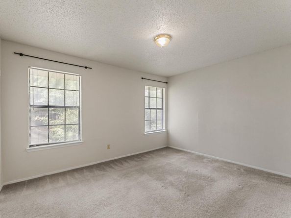 8400 Jamestown DR 406, Austin TX 78758