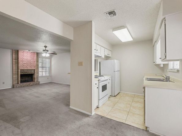 8400 Jamestown DR 406, Austin TX 78758