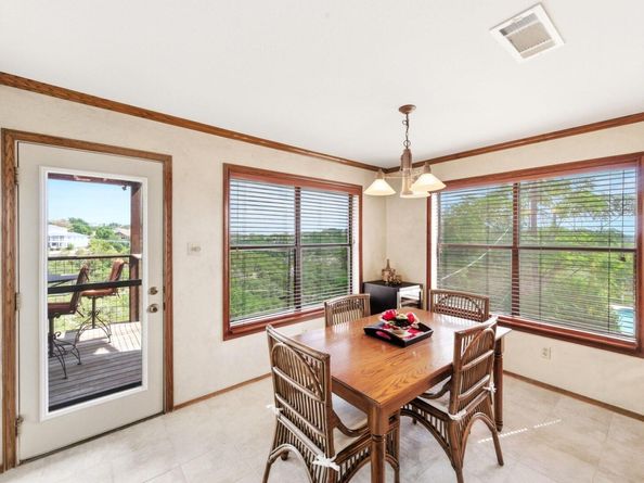 1417 Bay Hill DR, Austin TX 78746