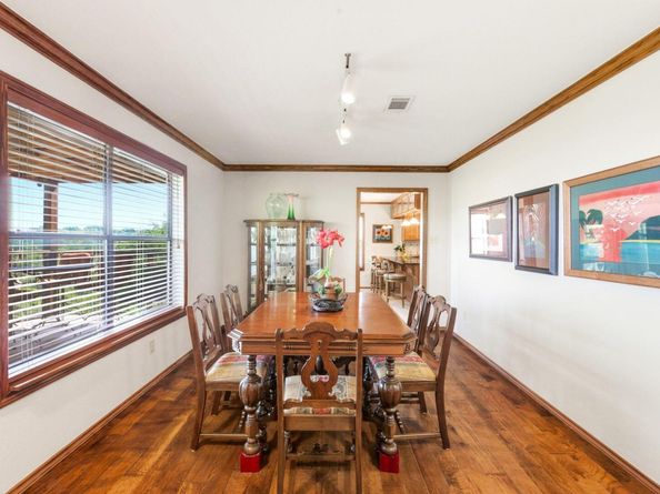 1417 Bay Hill DR, Austin TX 78746