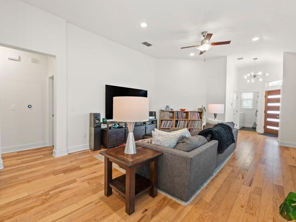 2100 Hermia ST 41, Austin TX 78741