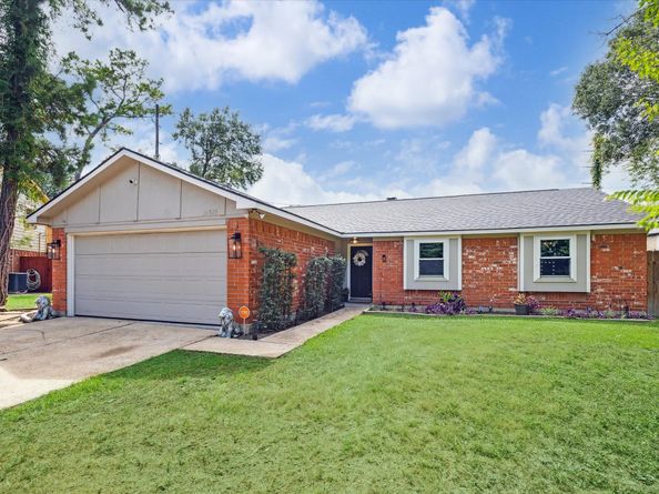 16323 Timber Valley Drive, Houston TX 77070