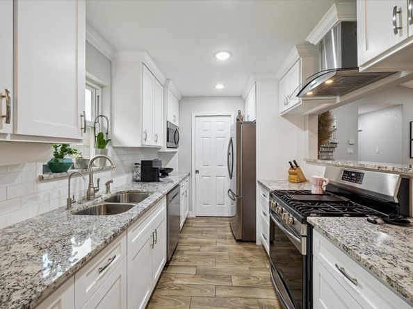 16323 Timber Valley Drive, Houston TX 77070