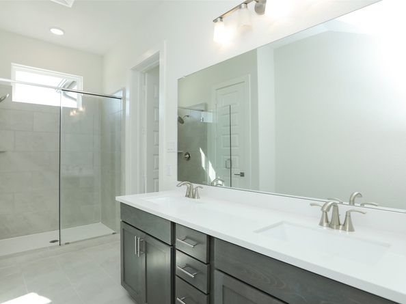 119A E 43rd Street, Houston TX 77018