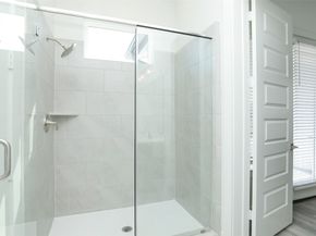 119A E 43rd Street, Houston TX 77018