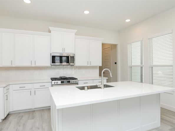119A E 43rd Street, Houston TX 77018