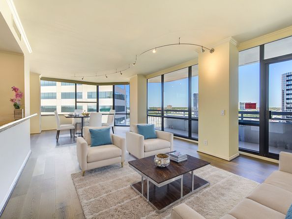 14 Greenway Plaza 12R, Houston TX 77046