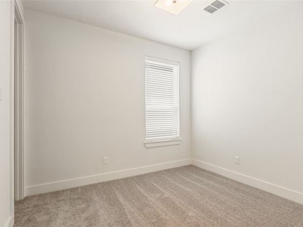 908A W 21st Street, Houston TX 77008