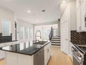 908A W 21st Street, Houston TX 77008