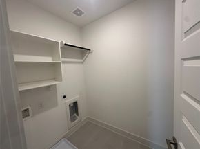 908A W 21st Street, Houston TX 77018