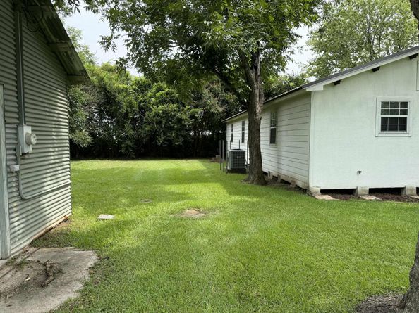 363 W Santa Fe Street, Conroe TX 77301