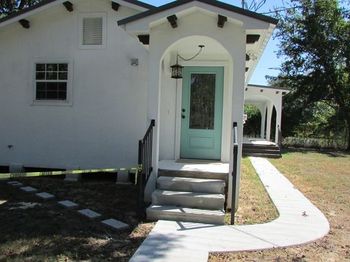 363 W Santa Fe Street