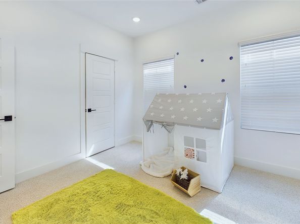 3019 Jensen Springs Lane, Houston TX 77026