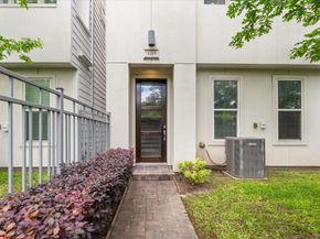 3115 Leeland Street, Houston TX 77003