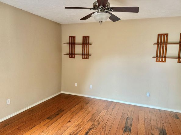 10107 Hollow Canyon Drive, Sugar Land TX 77498