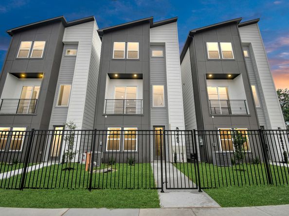 4802 Elysian Street C, Houston TX 77009