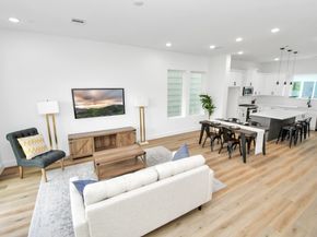 4802 Elysian Street C, Houston TX 77009