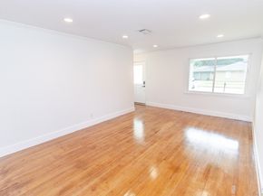 8407 Bronson Street, Houston TX 77034