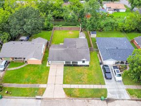 8407 Bronson Street, Houston TX 77034