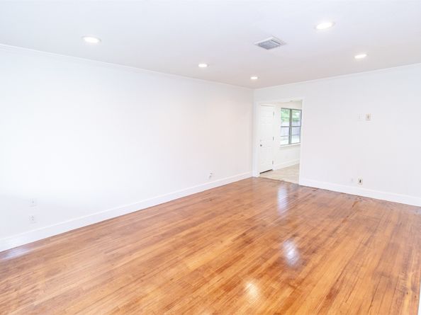 8407 Bronson Street, Houston TX 77034