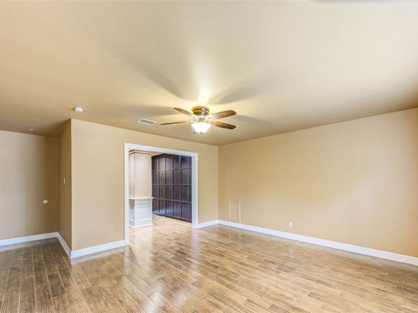 5307 Boyce Springs Drive, Houston TX 77066