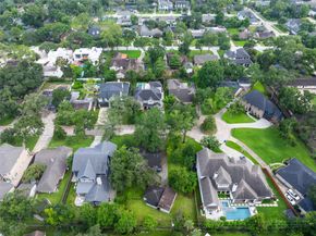 8630 Cedarbrake Drive, Spring Valley Village TX 77055