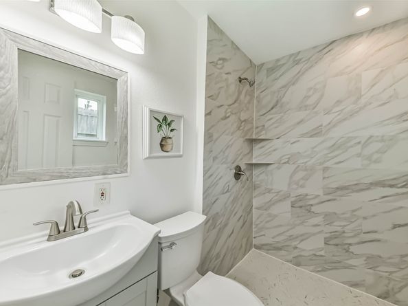 7839 Fondren Road, Houston TX 77074