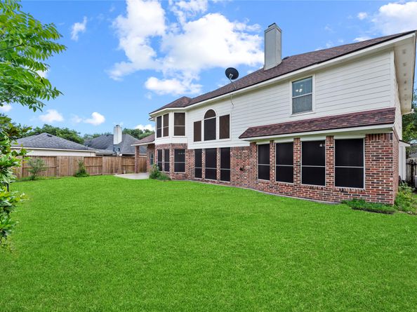 17406 Lonesome Dove Trail, Houston TX 77095