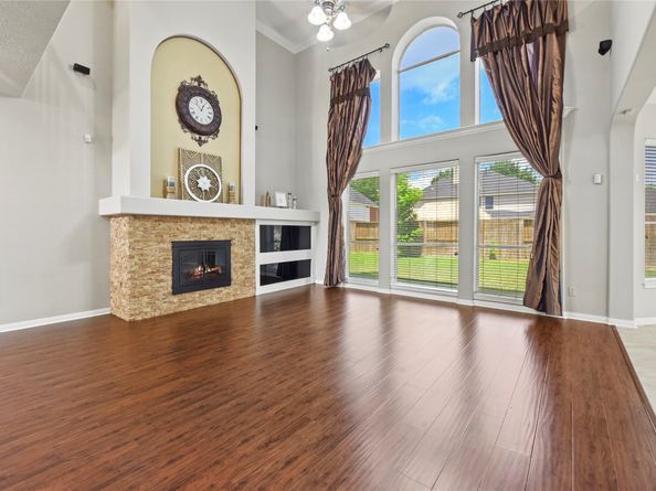 17406 Lonesome Dove Trail, Houston TX 77095