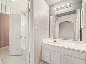 17406 Lonesome Dove Trail, Houston TX 77095