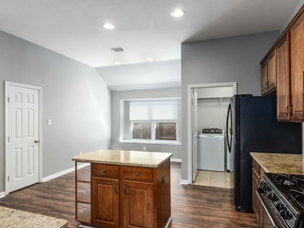 13810 Parkers Cove Court, Houston TX 77044