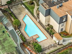 8517 Hearth Drive 31, Houston TX 77054