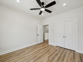 320 Clearwater st, Houston TX 77029
