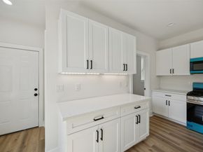320 Clearwater st, Houston TX 77029