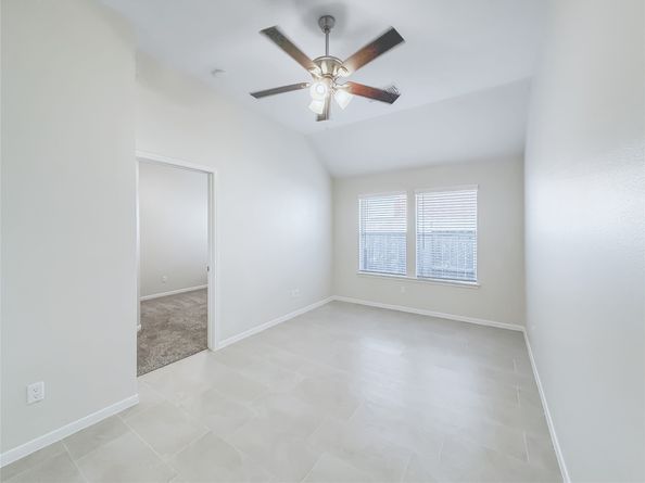 15923 Saxon Hollow Lane, Houston TX 77084
