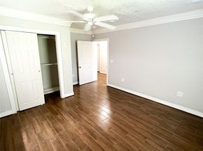 1207 Firnat Street, Houston TX 77022