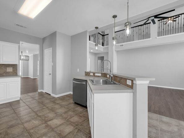 2103 Winding Hollow Court, Conroe TX 77385
