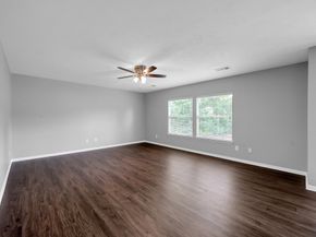 2103 Winding Hollow Court, Conroe TX 77385