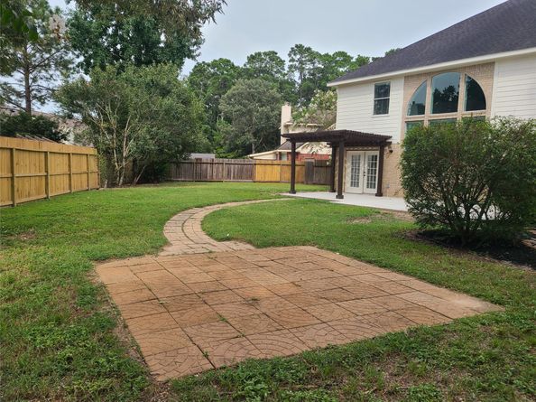 2103 Winding Hollow Court, Conroe TX 77385